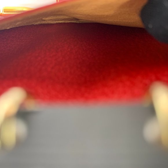 Authentic Gucci Red 6-ring Agenda Planner - Picture 13 of 15